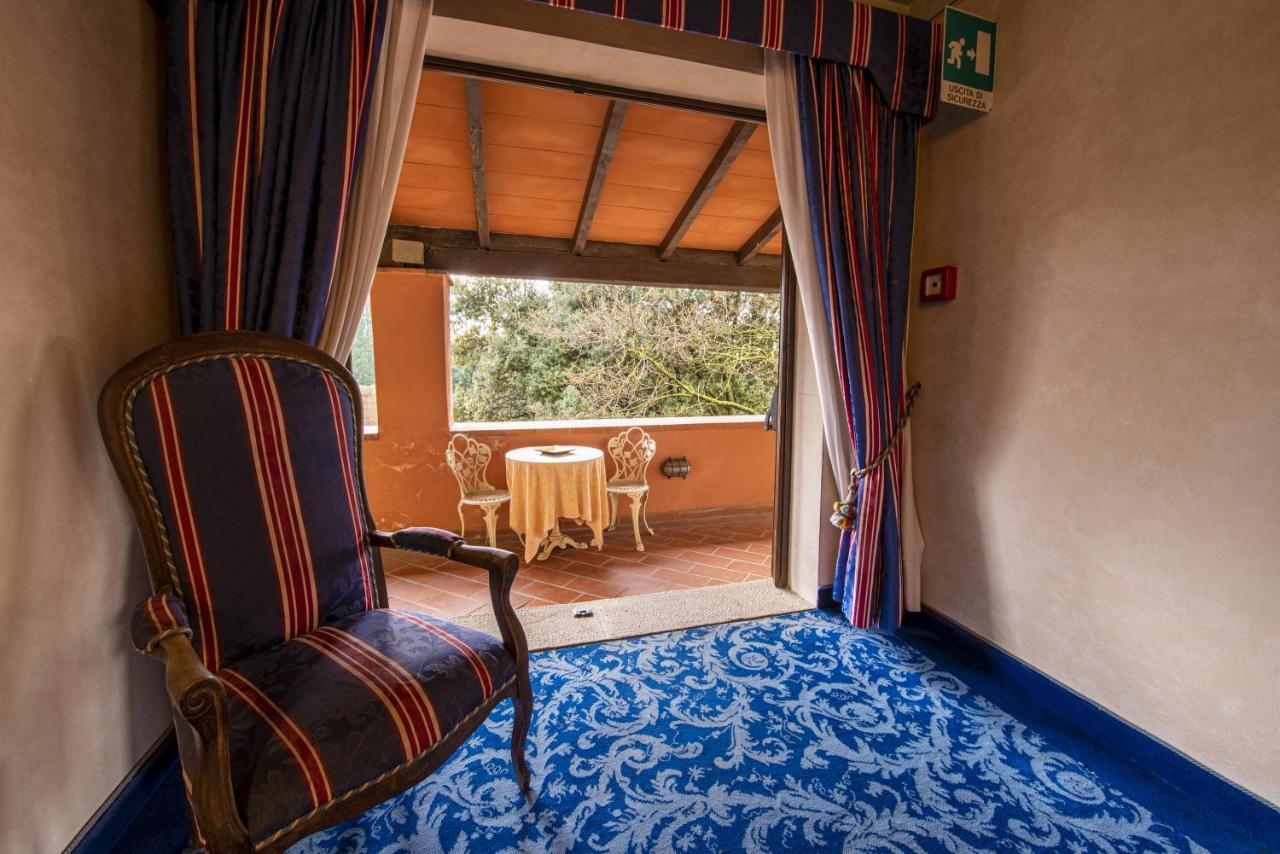 Hotel Boccaccio Calcinaia Екстериор снимка