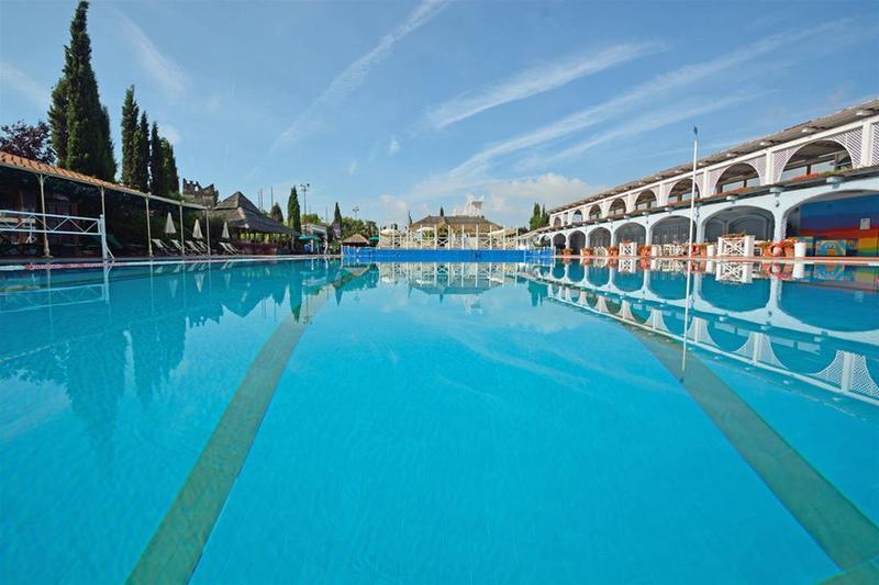 Hotel Boccaccio Calcinaia Екстериор снимка