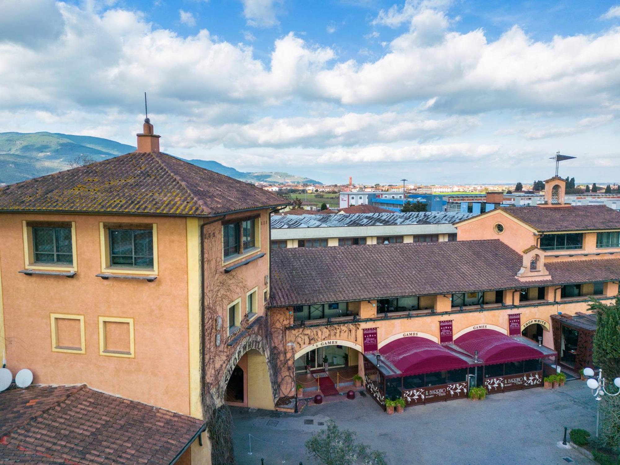 Hotel Boccaccio Calcinaia Екстериор снимка