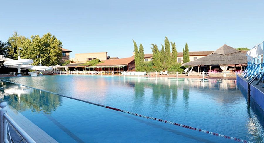 Hotel Boccaccio Calcinaia Екстериор снимка