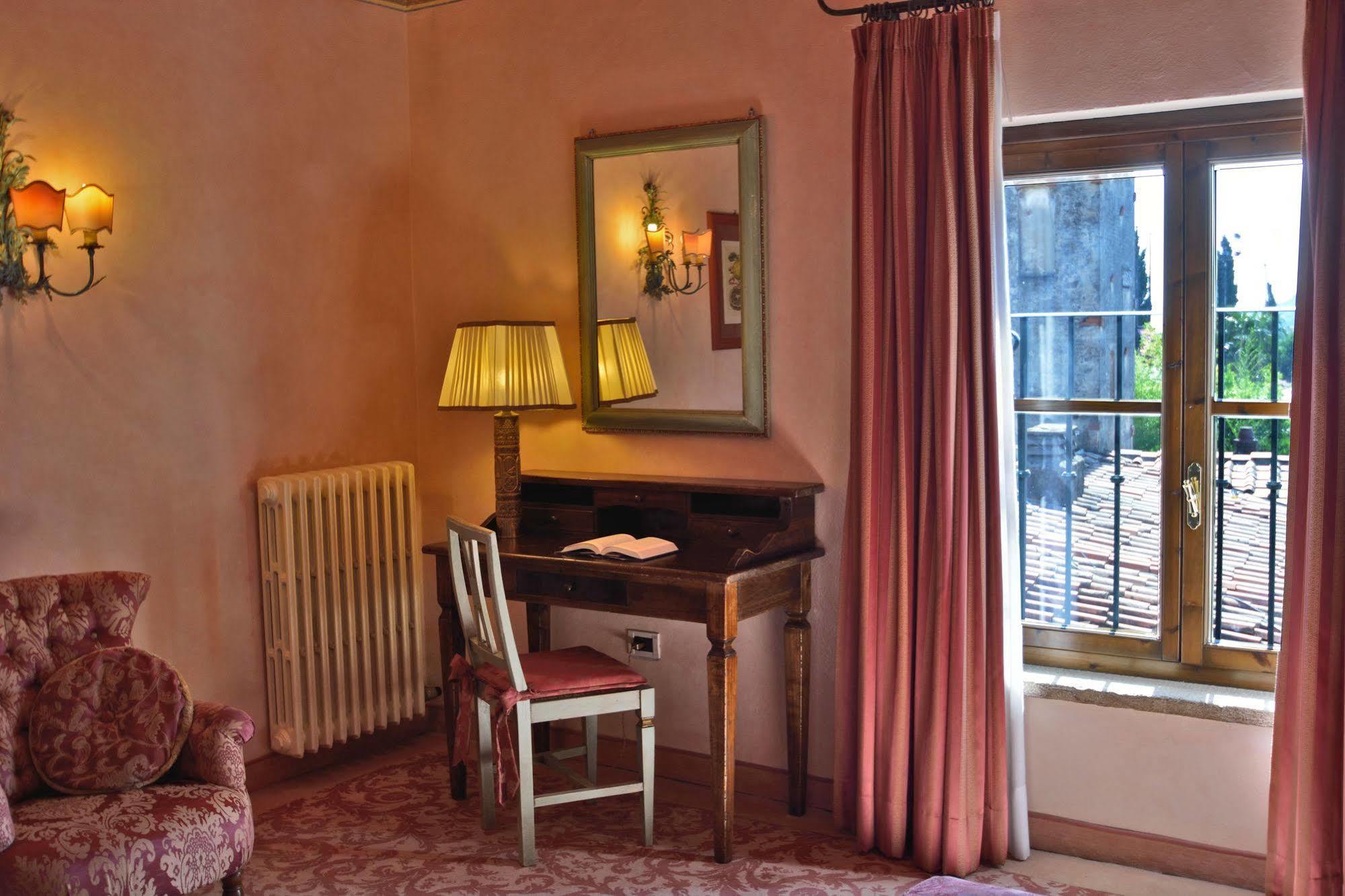 Hotel Boccaccio Calcinaia Екстериор снимка